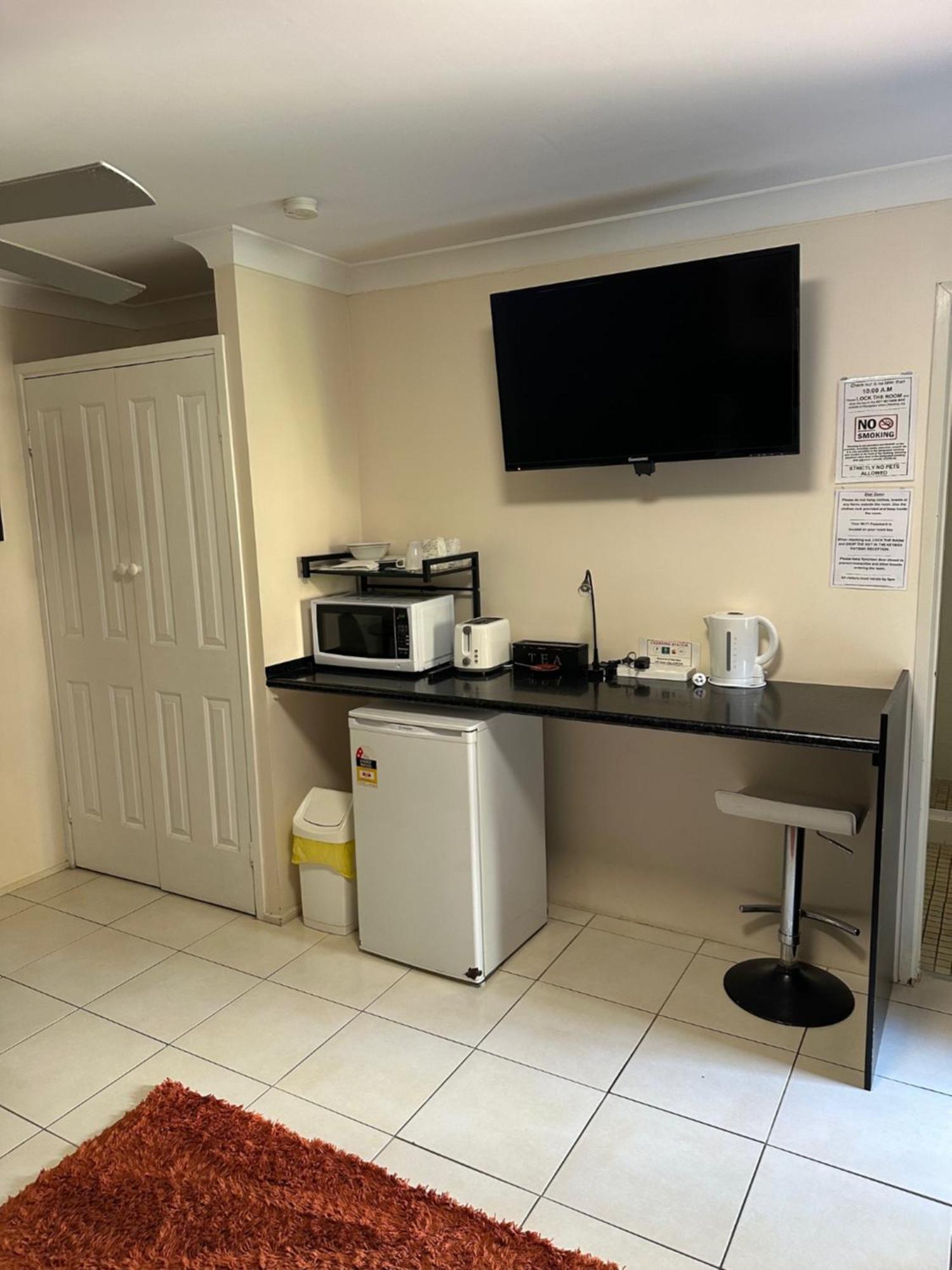 Gold Coast Airport Motel - Only 300 Meters To Airport Terminal 외부 사진